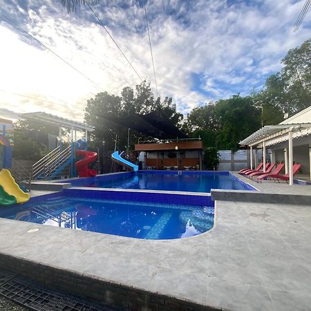 EA Apartelle - Metro Vigan Esterno foto