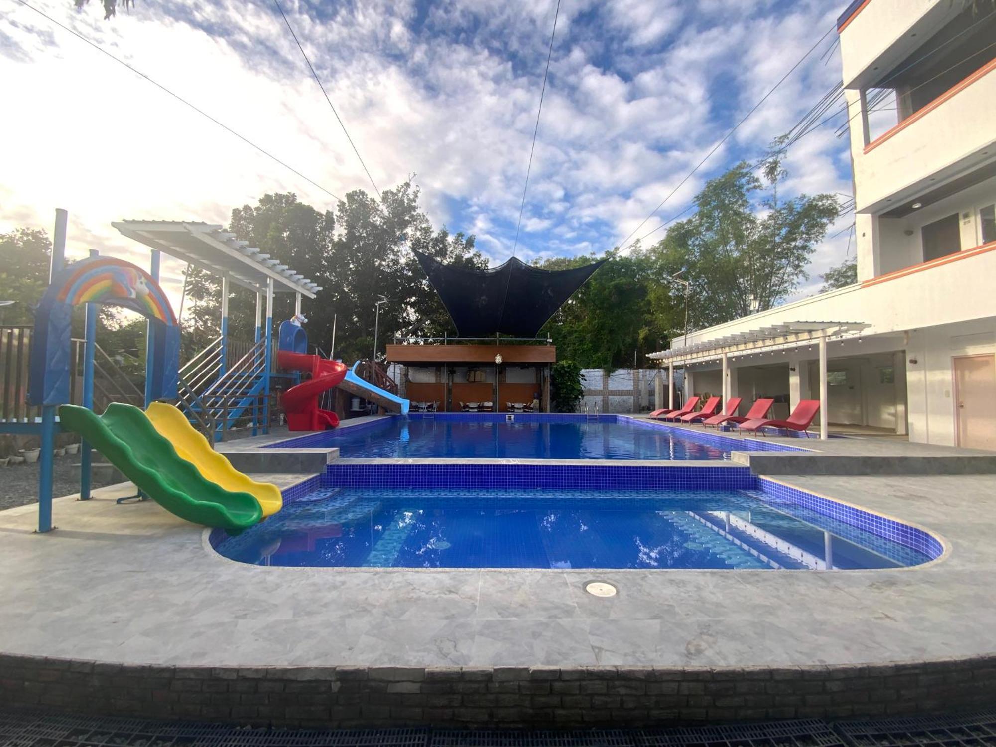EA Apartelle - Metro Vigan Esterno foto