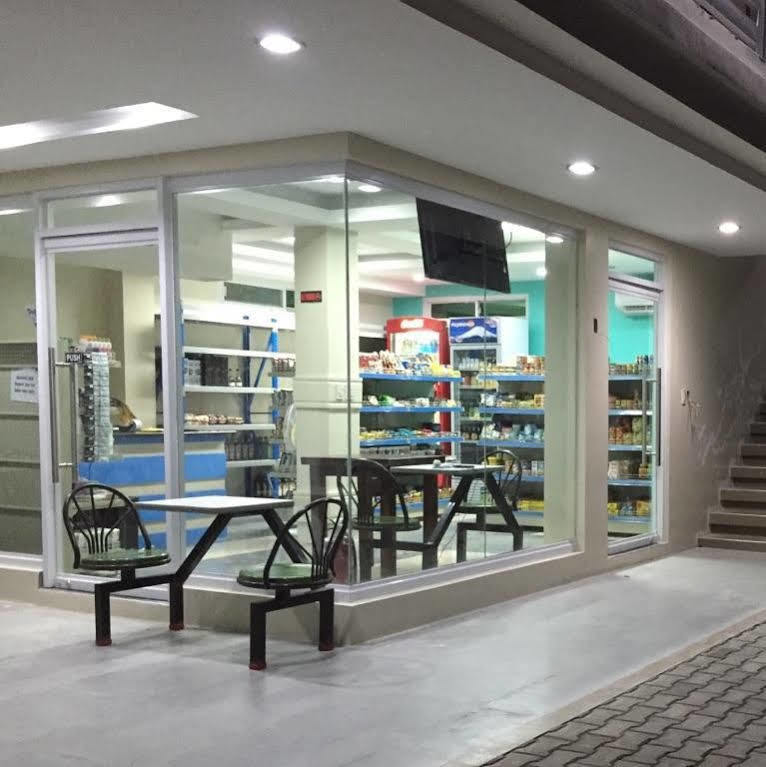 EA Apartelle - Metro Vigan Esterno foto