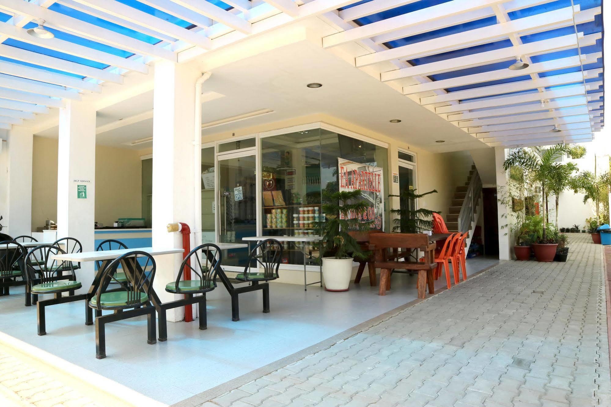 EA Apartelle - Metro Vigan Esterno foto