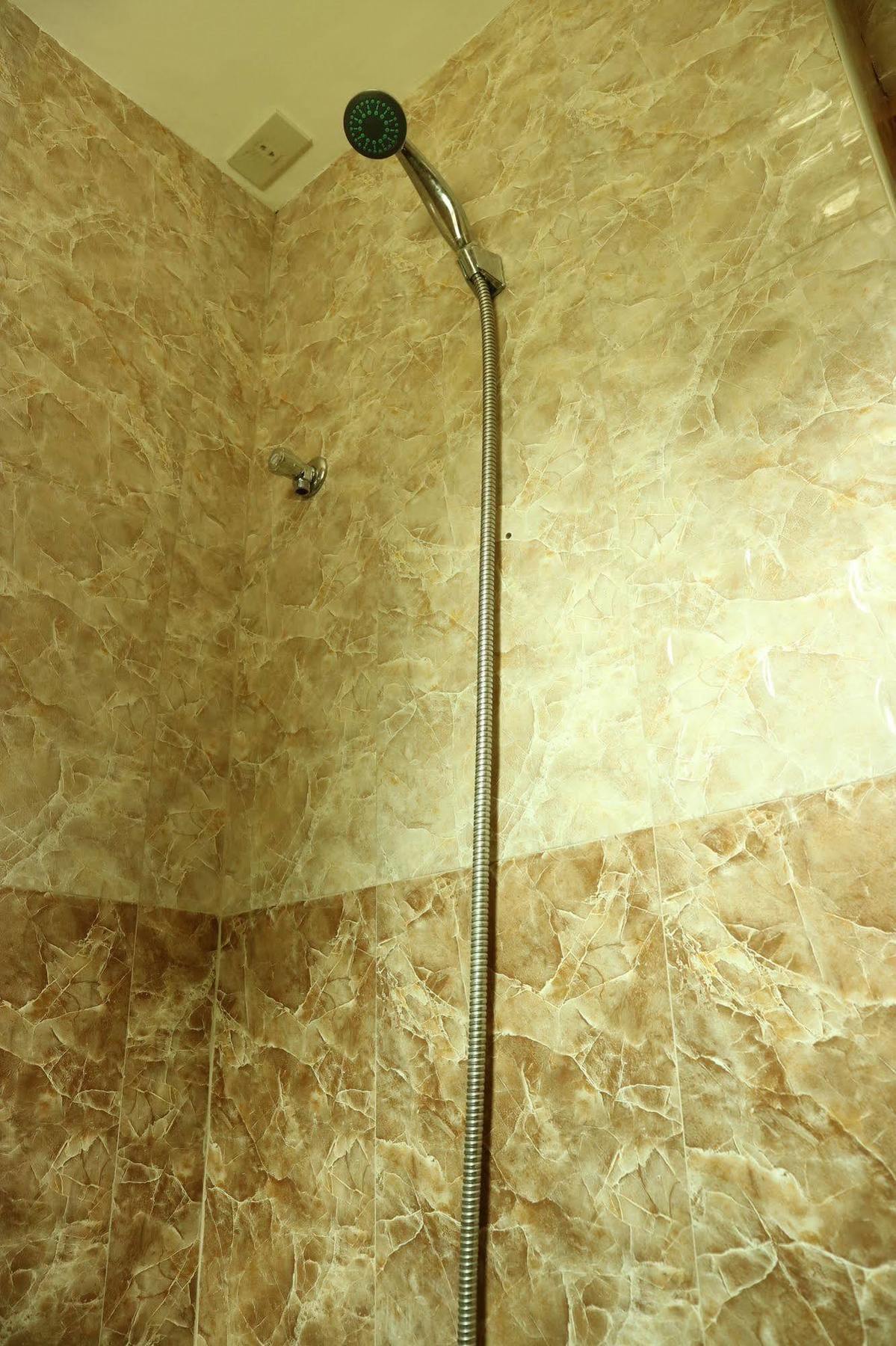 EA Apartelle - Metro Vigan Esterno foto