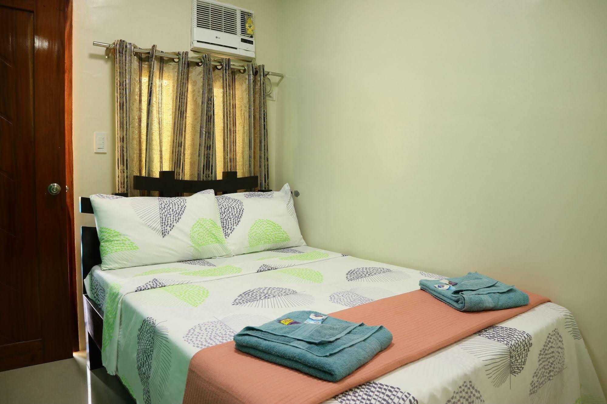EA Apartelle - Metro Vigan Esterno foto