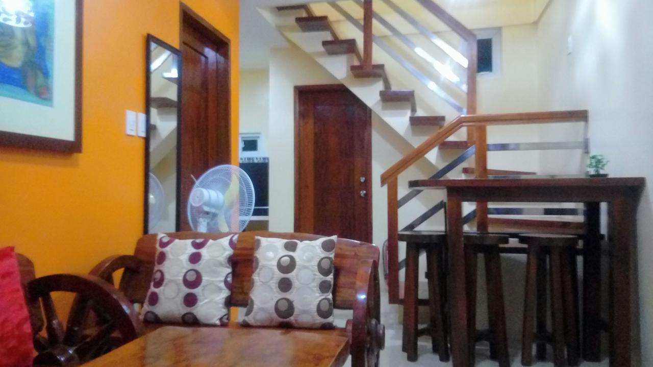 EA Apartelle - Metro Vigan Esterno foto
